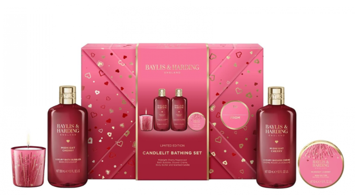 Baylis & Harding Midnight Cherry Gift Wrapped Candlelit Bathing Gift Set