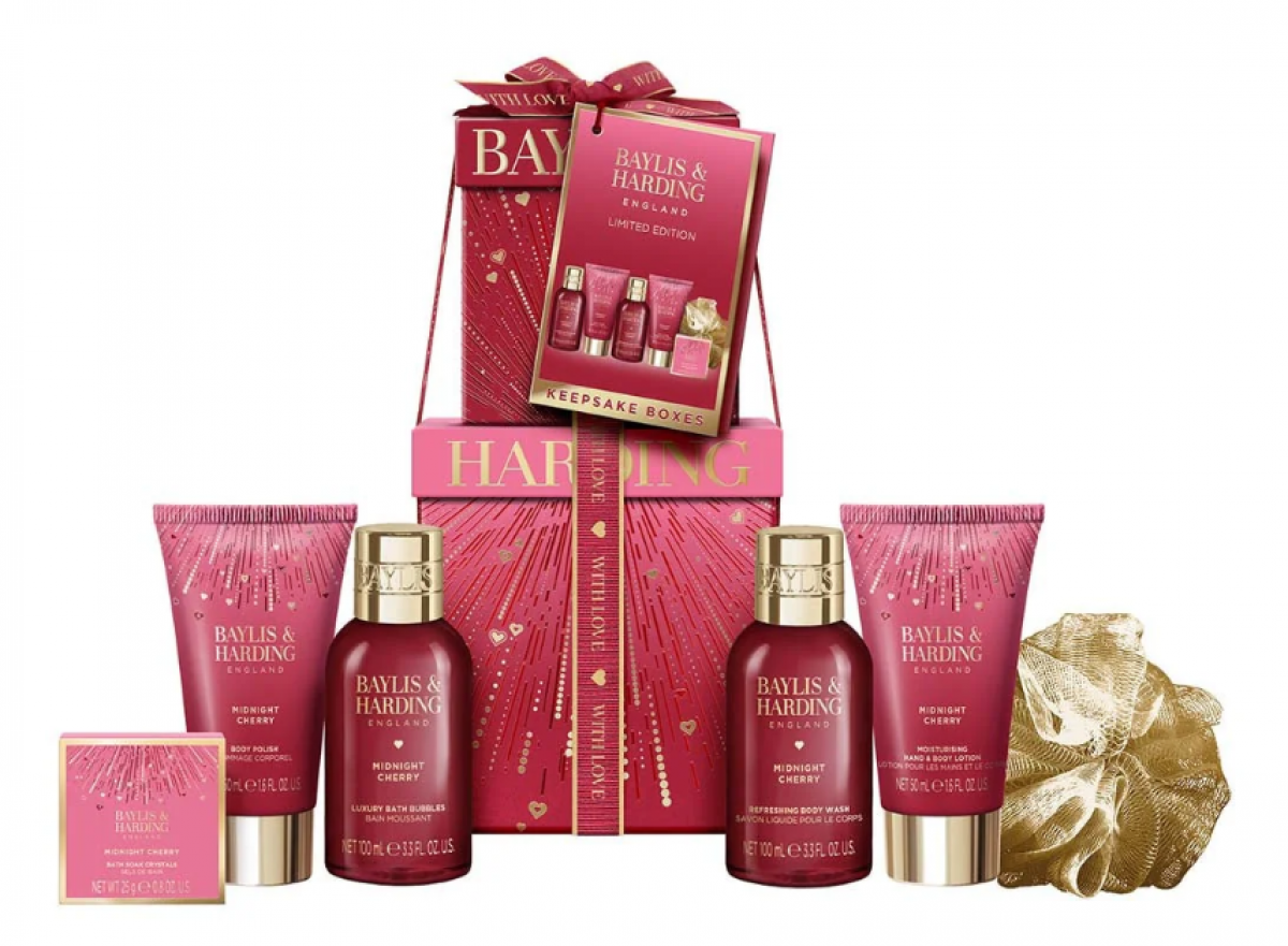 Baylis & Harding Midnight Cherry Luxury Pamper Present Gift Set
