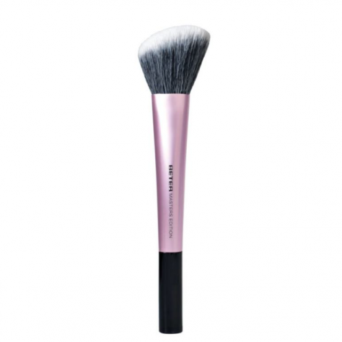 Angled blusher brush Masters Edition